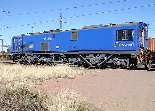 No. 10-124 in Spoornet blue livery with outline numbers at Beaconsfield, 18 September 2009