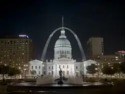 The Runner in Kiener Plaza before renovation