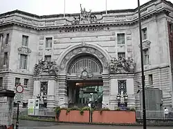Waterloo station (Victory Arch)